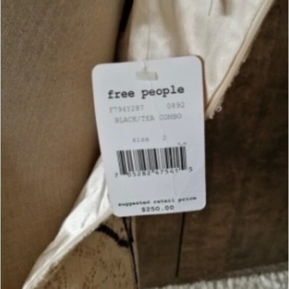 Free People Lace Coquette Mini Dress Size 12 US Ivory Black Sequin  Ruffle Retro - Picture 16 of 16